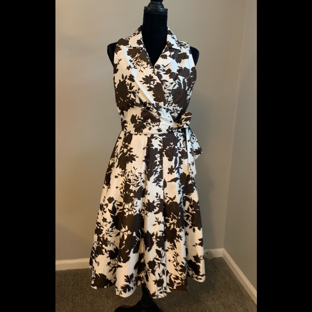 Jessica Howard white and brown dress